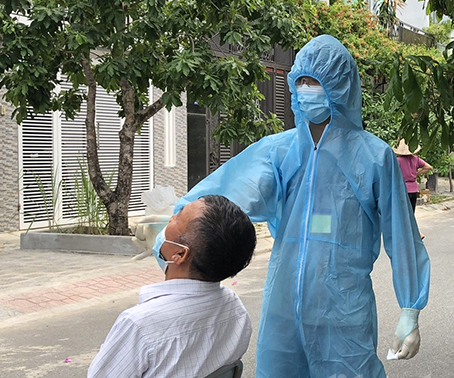 Đến 17h ngày 01/11, Khánh Hòa ghi nhận 15 trường hợp dương tính với SARS-CoV-2